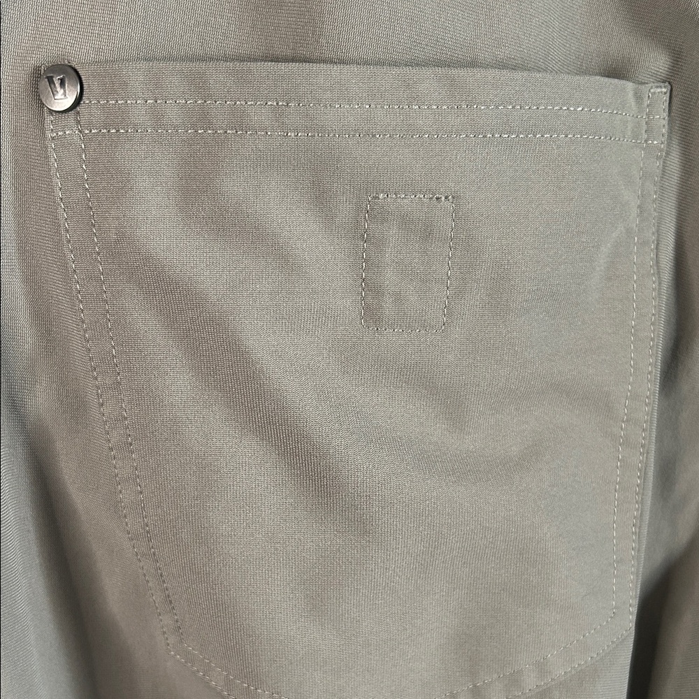 Vuori Men's Slim Straight Athleisure Performance Chino Pants in Light Gray - Picture 4 of 10